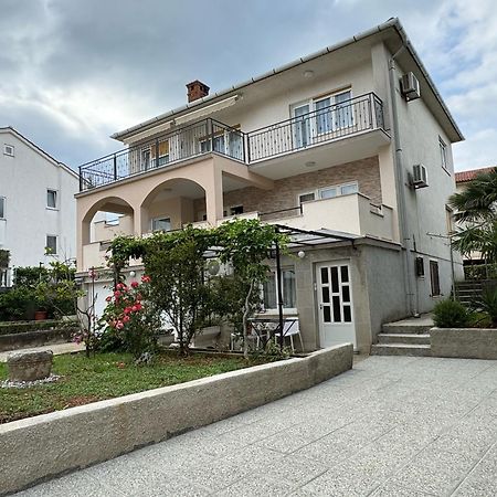 Apartment Dida Krk Town Εξωτερικό φωτογραφία